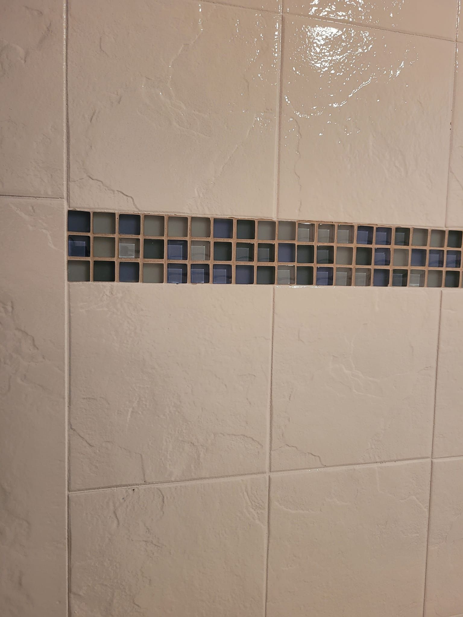 Image of bathtub that is in the process of being refinished, 