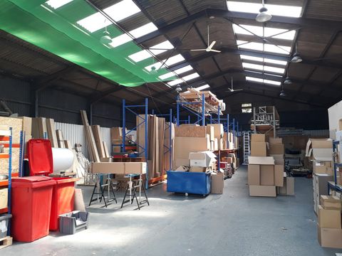 Industrial units to let 1