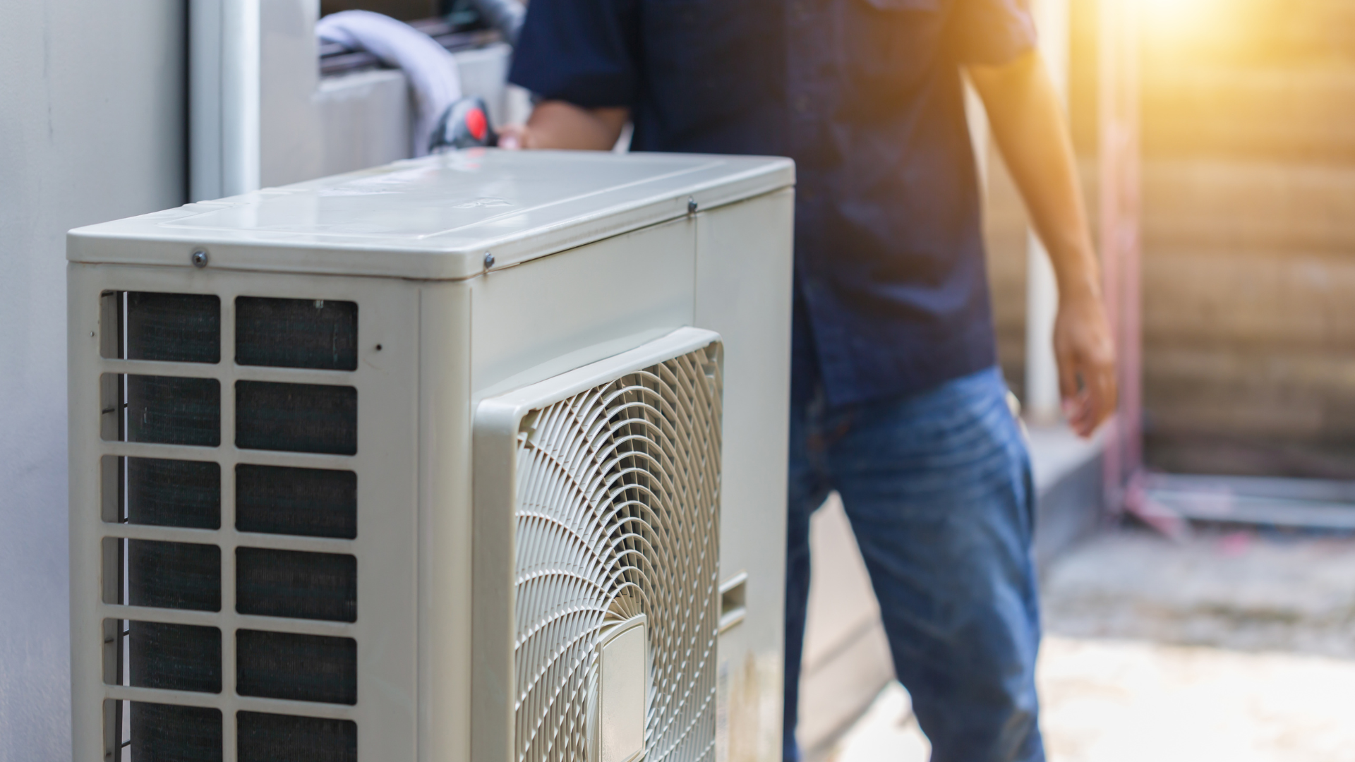 Air conditioning unit indoors