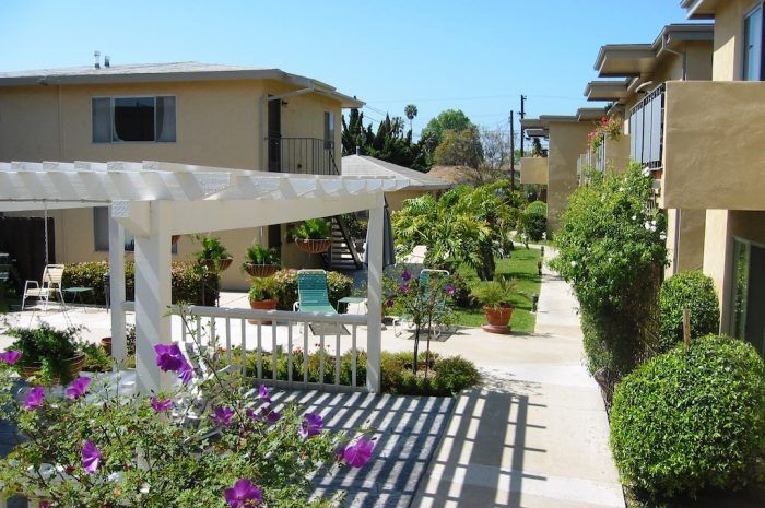 Bronze Door Apartments Photo Gallery