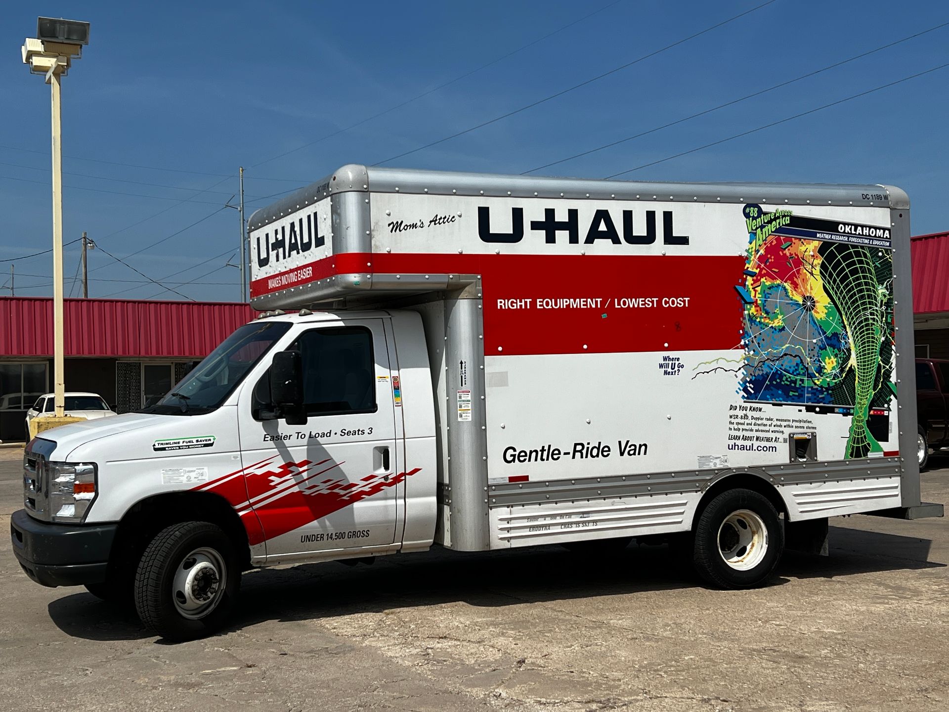 photo of u-haul truck