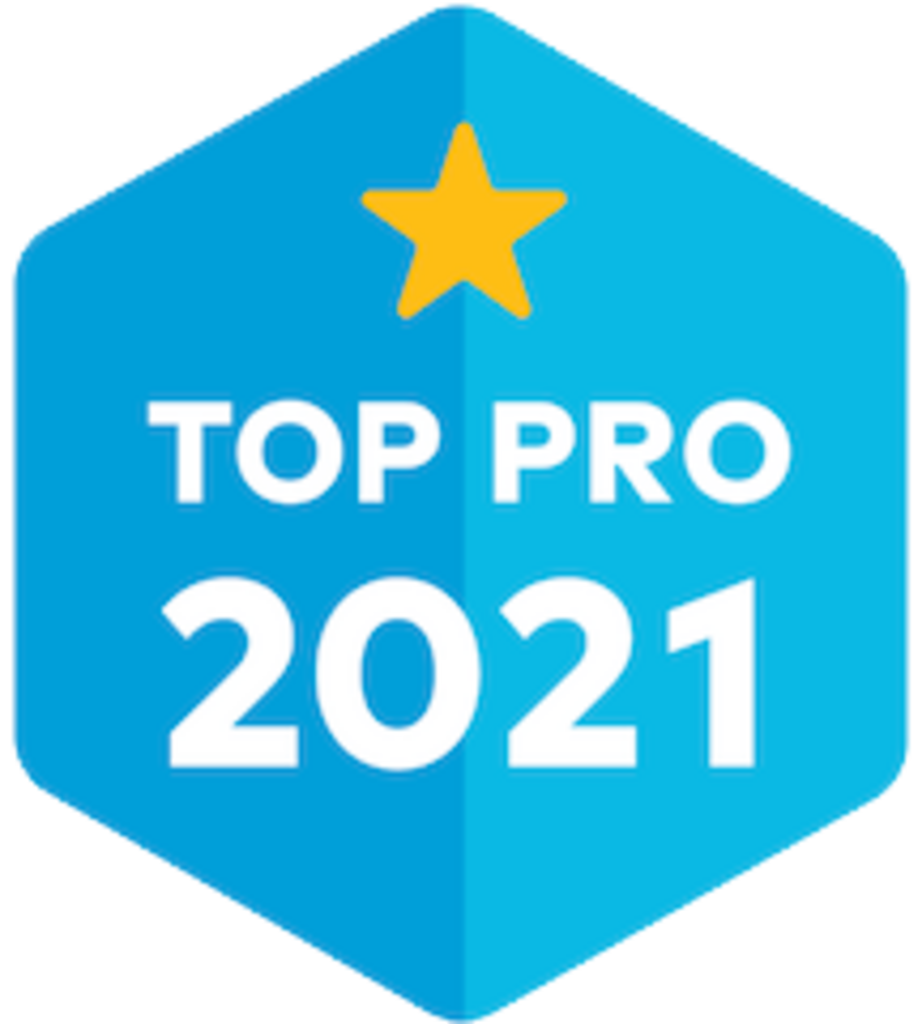 A blue badge that says top pro 2021 with a yellow star