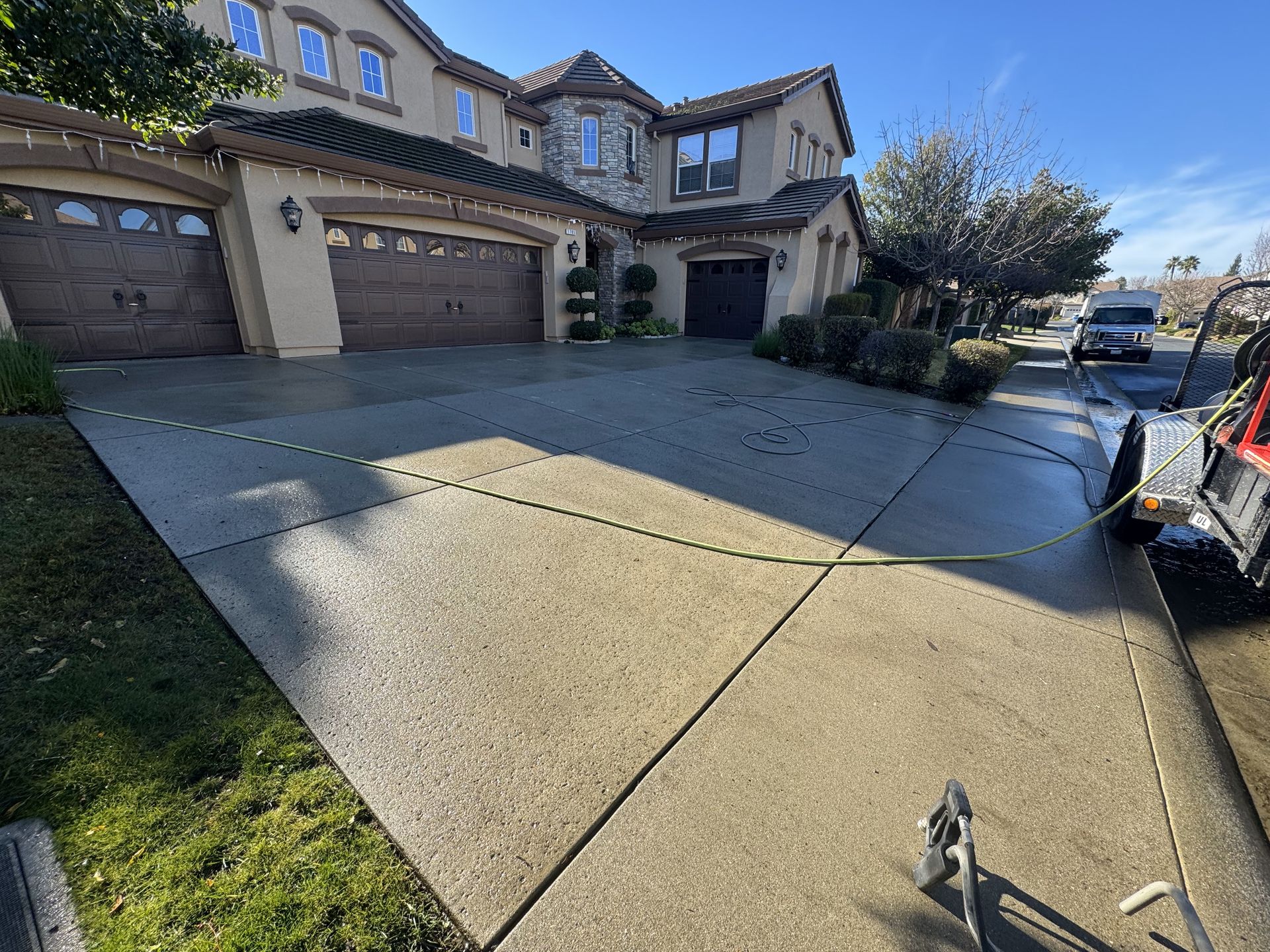 After House Driveway Cleaning