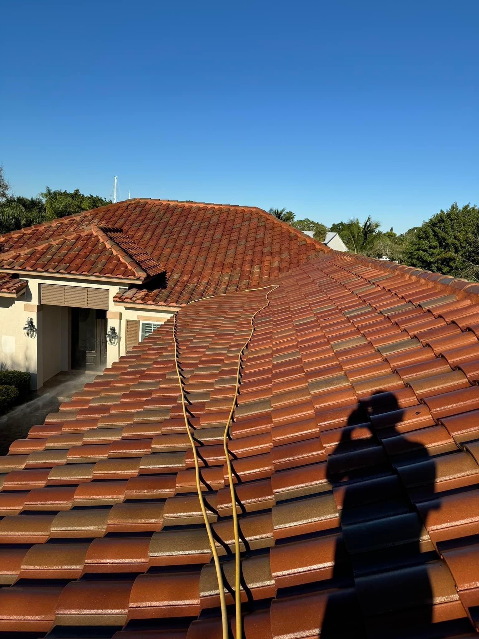 Roof Washing Sacramento, CA