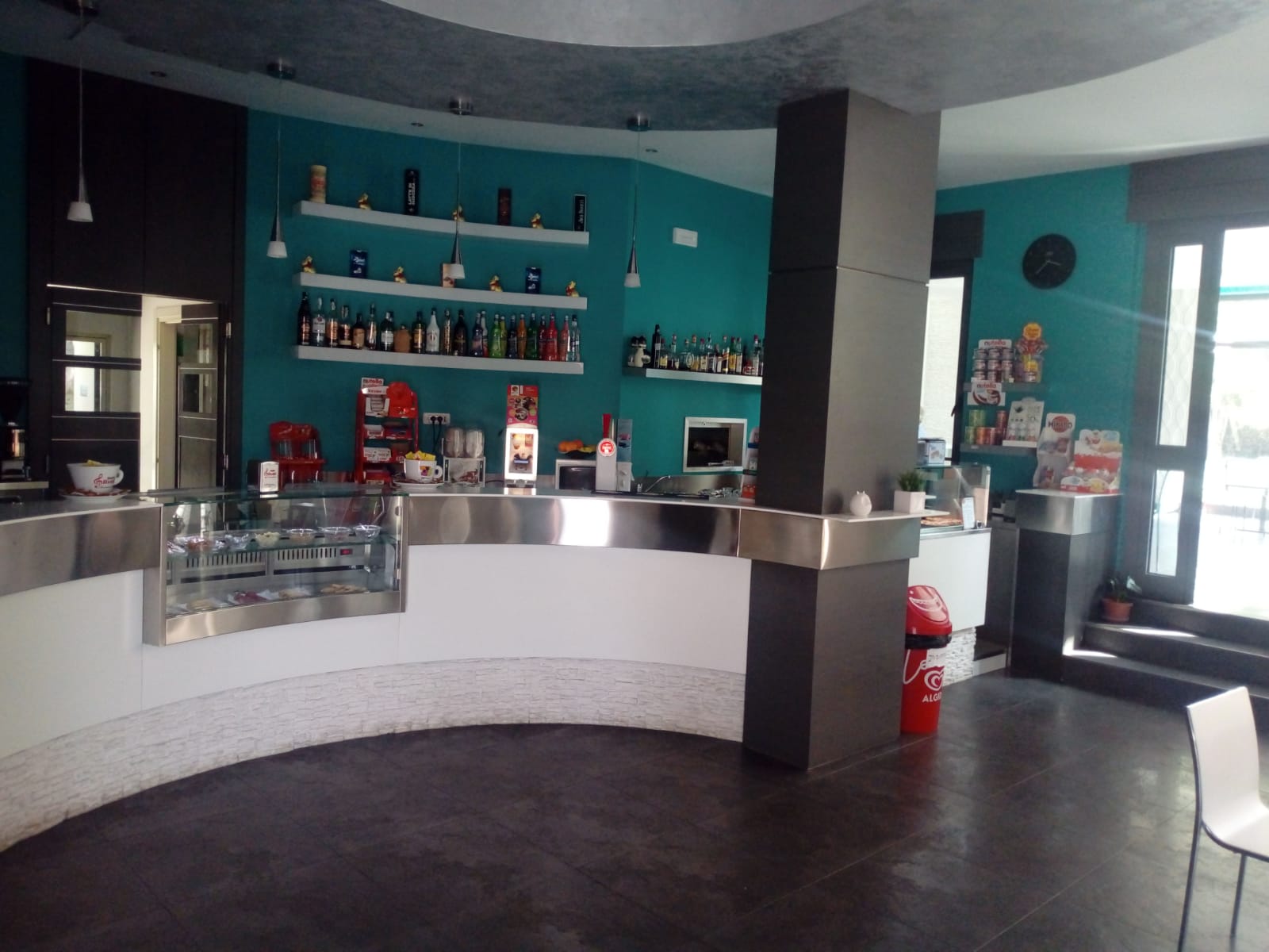 mobilio e arredamento per bar e ristoranti a Roma