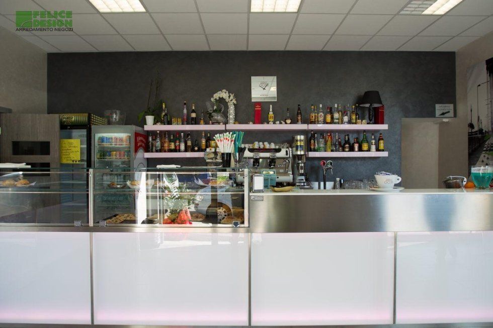 arredamento personalizzato per gastronomie