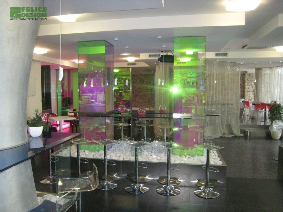 arredo su misura per bar