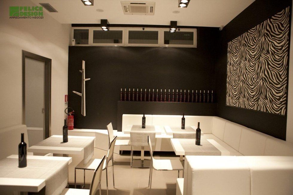 arredamento wine bar
