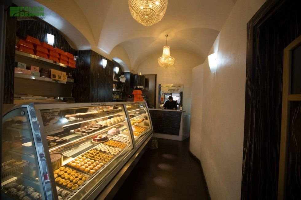 mobilia professionale e arredamento per pasticcerie a Roma