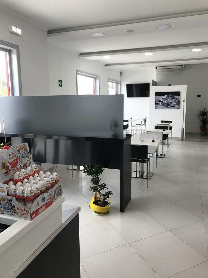 arredi per locali pubblici e arredamento per bar e ristoranti a Roma