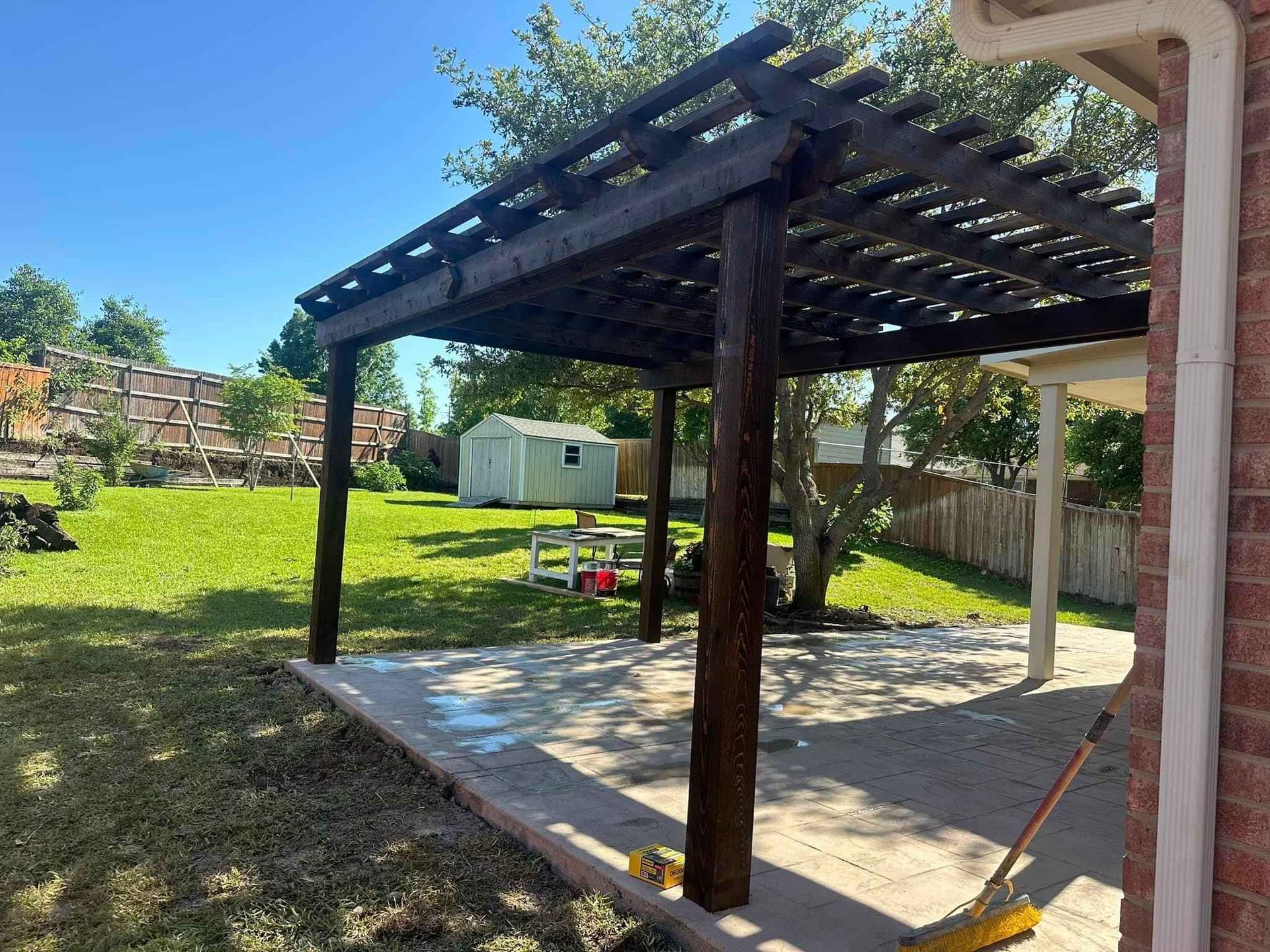 side angle Dallas pergola install 