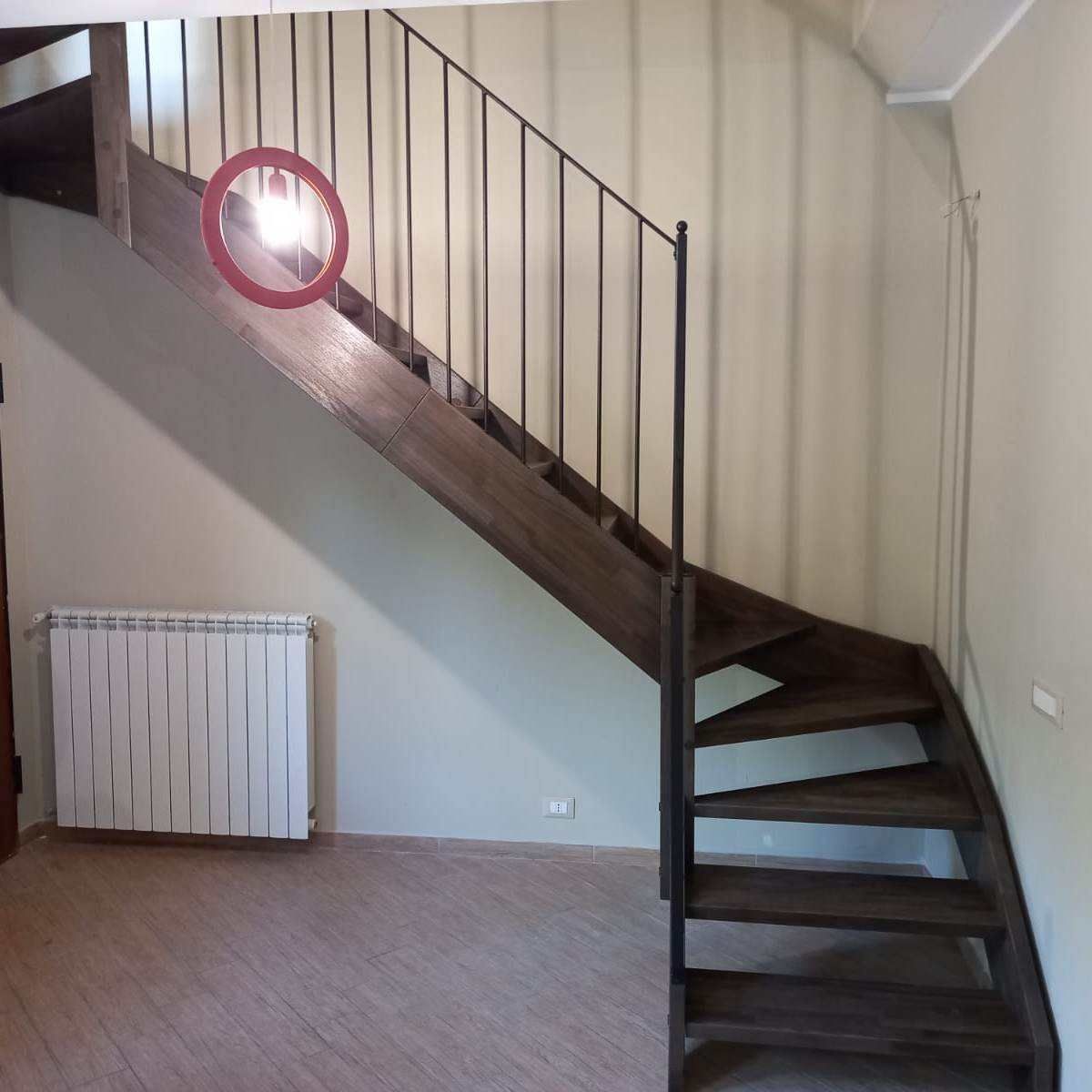 scala Doppia struttura in legno