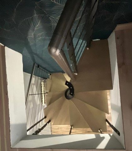 scala elicoidale melania quadra