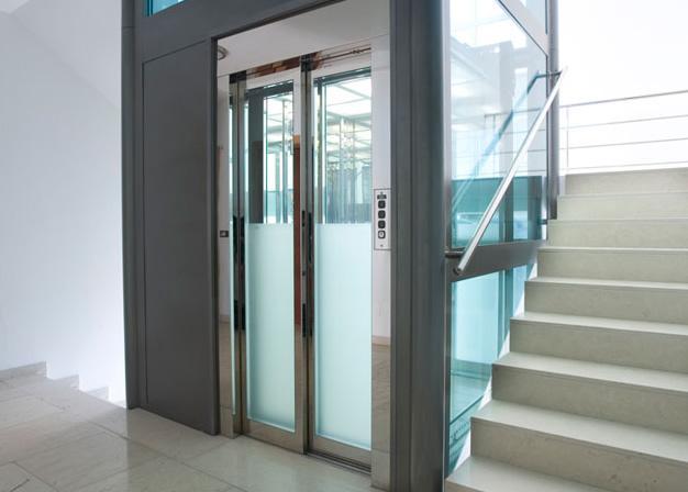 ascensori con servizio post assistenza