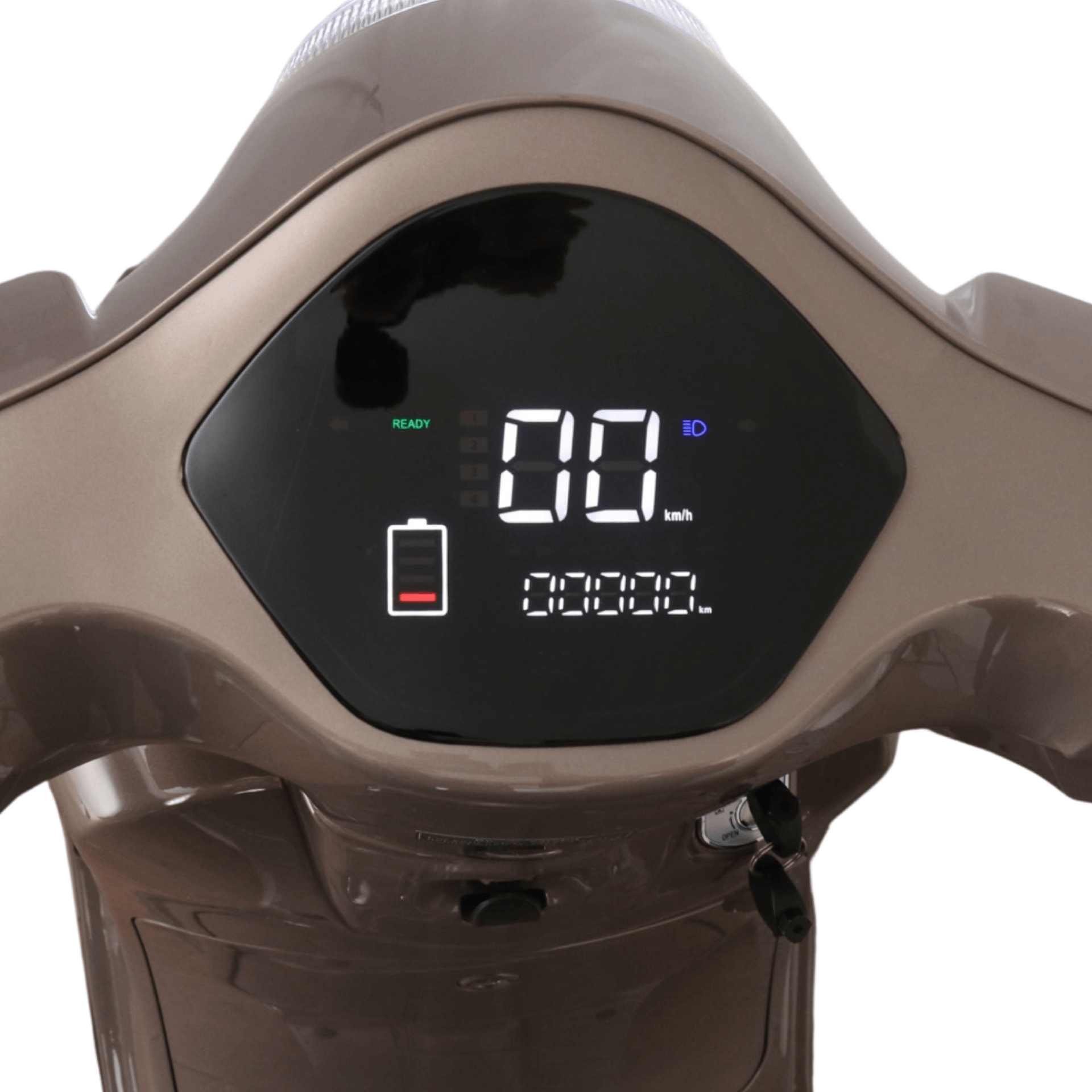 Bruin scooterdashboard met een digitaal display dat de lage batterijspanning, de snelheid op 00 en de kilometerstand aangeeft.