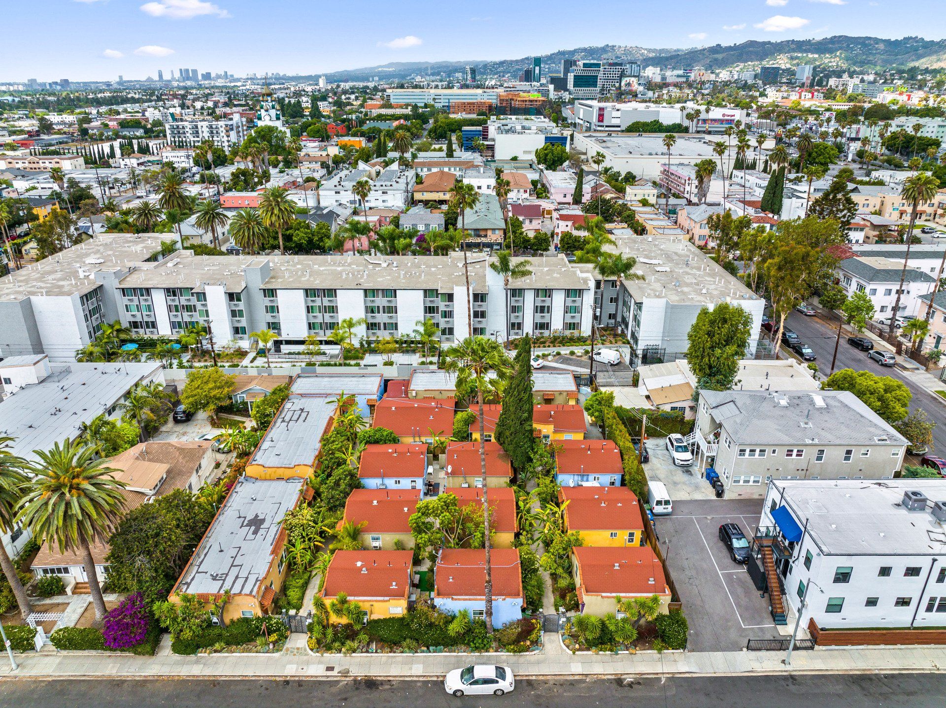Harvard Court Apartments Neighborhood Image