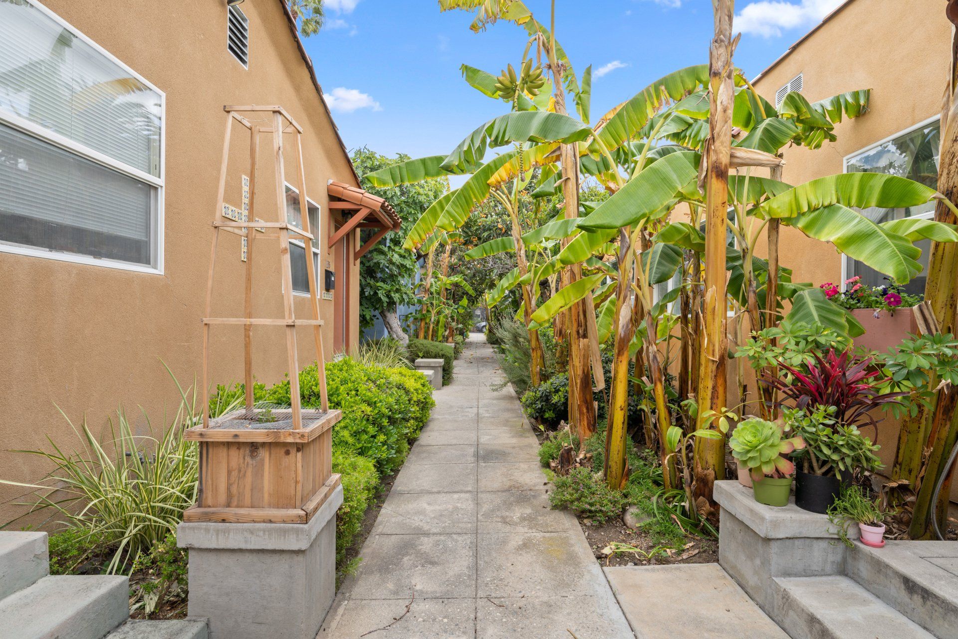 Harvard Court Exterior