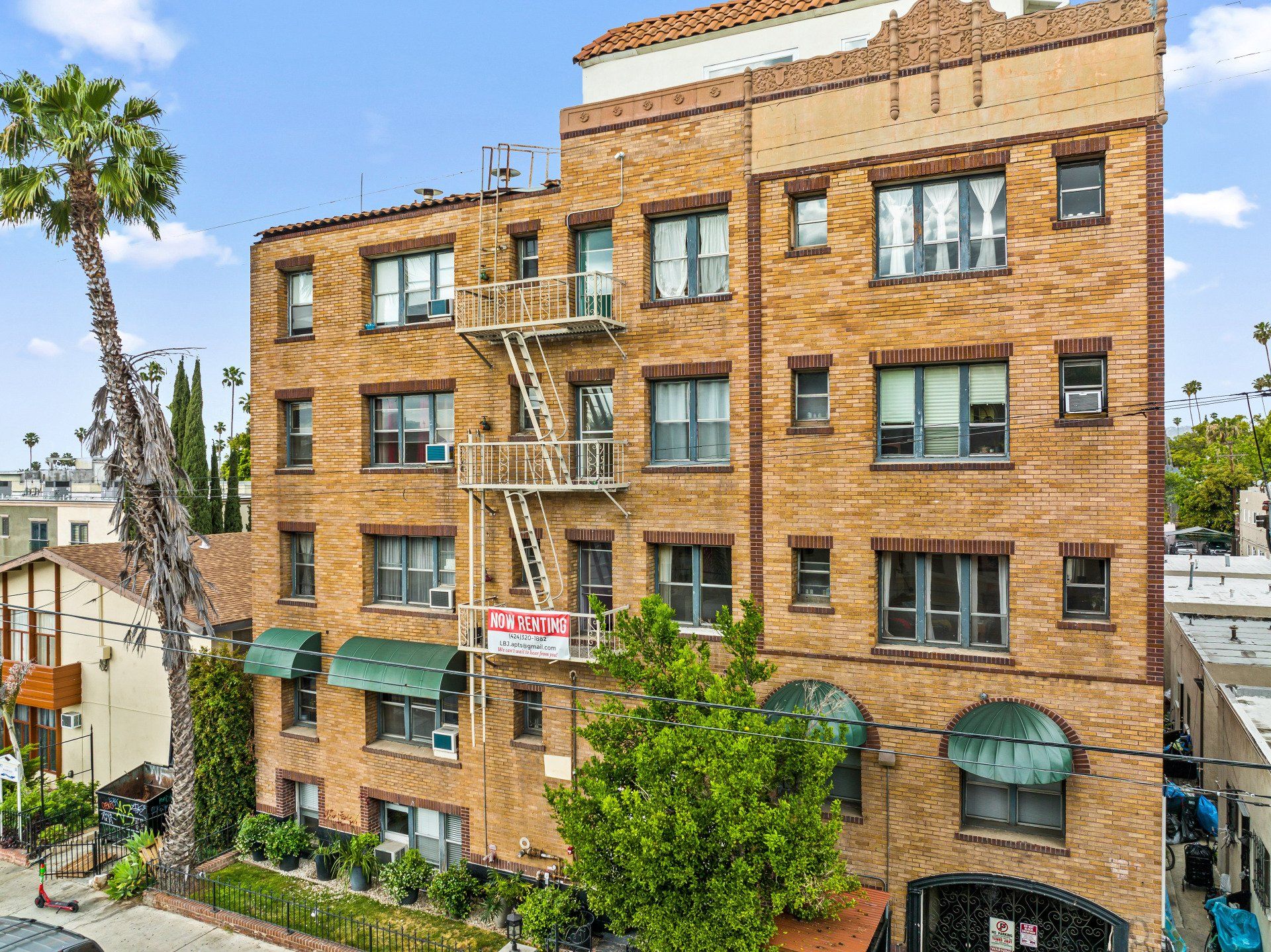 1609 N Normandie Ave Apartments