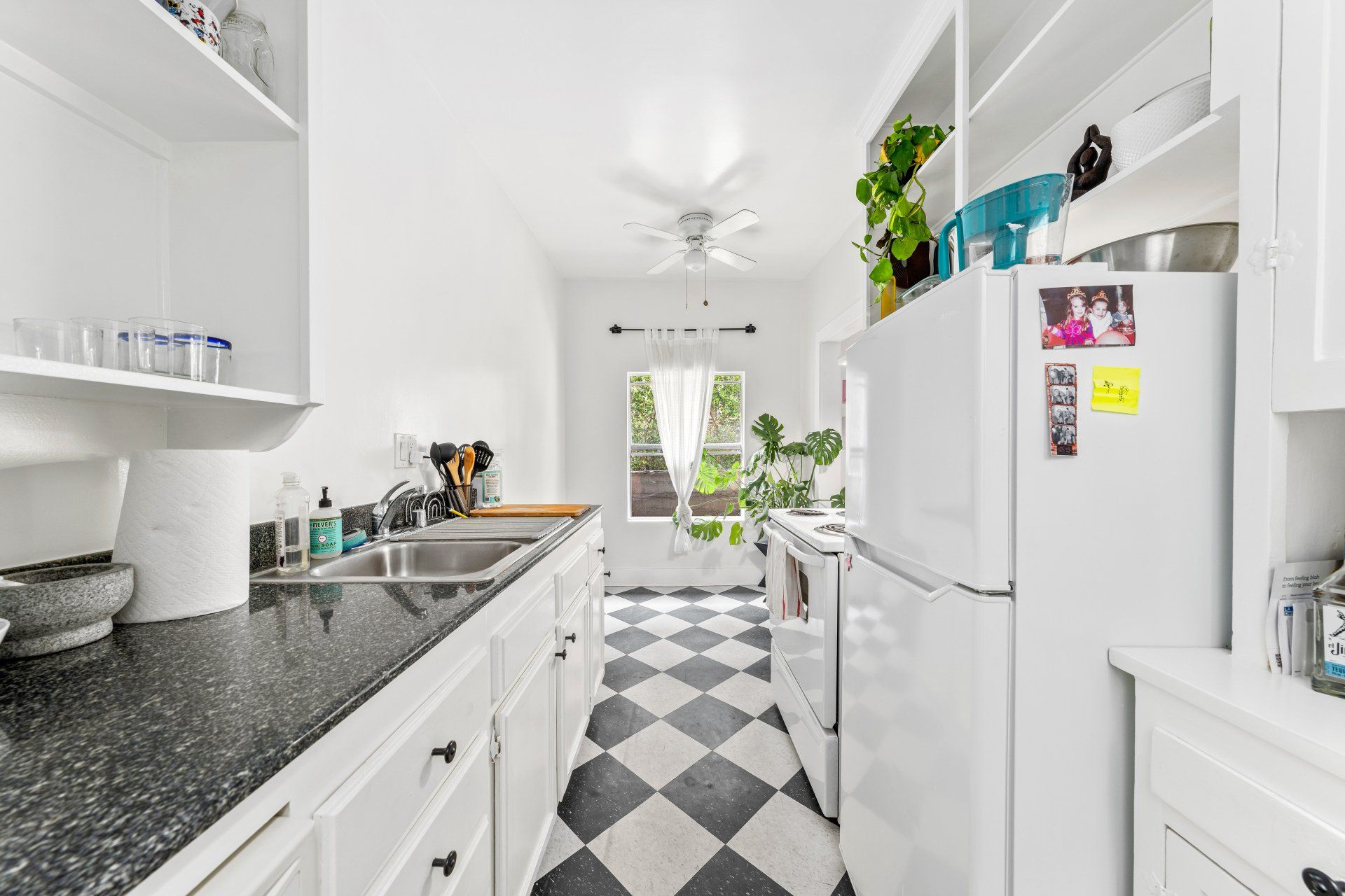 1609 N Normandie Ave Kitchen with White Appliances