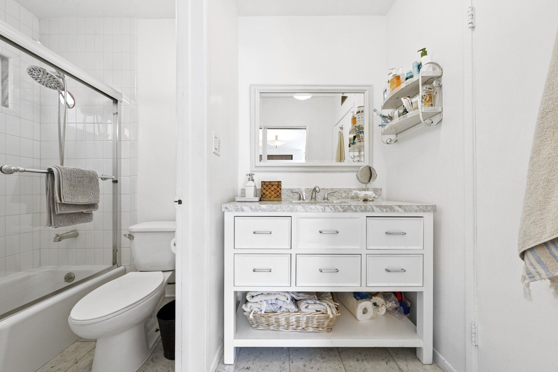 Driftwood Apartments LBJ Realty Marina Del Rey, CA