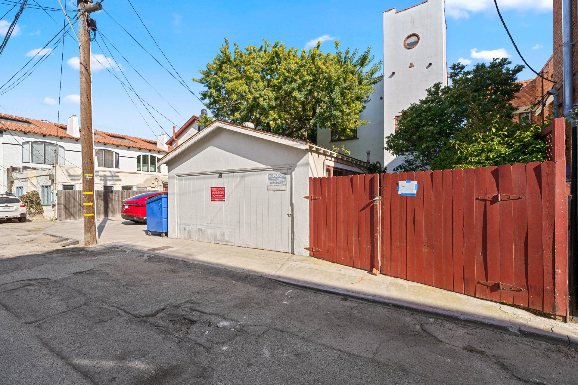 21 Eastwind St Garage