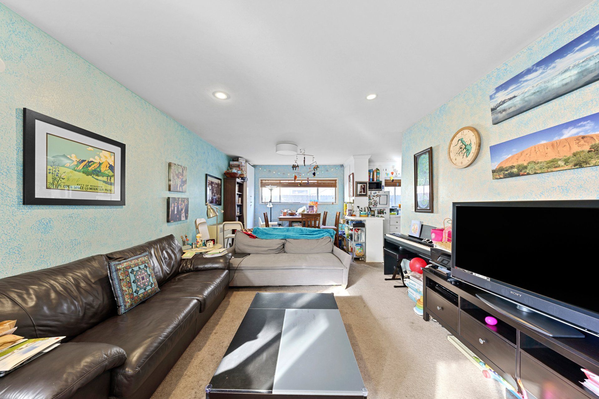 25 Eastwind St Living Room