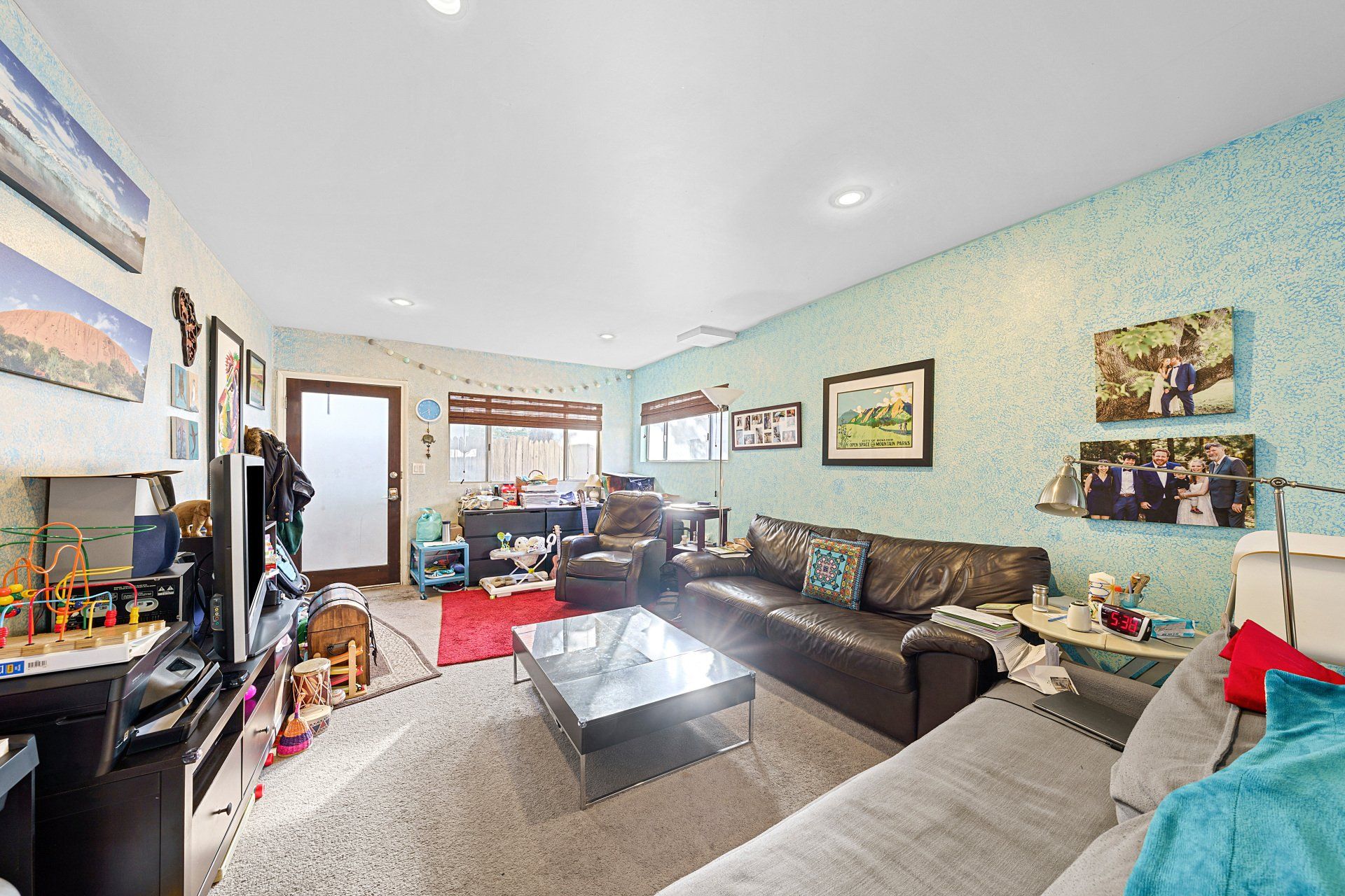 25 Eastwind St Living Room