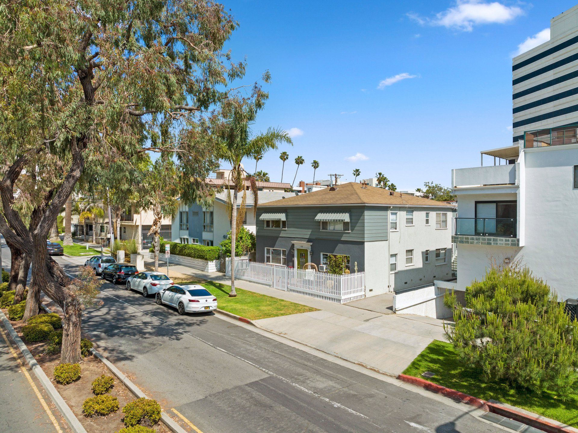 410 California Ave Aerial Image