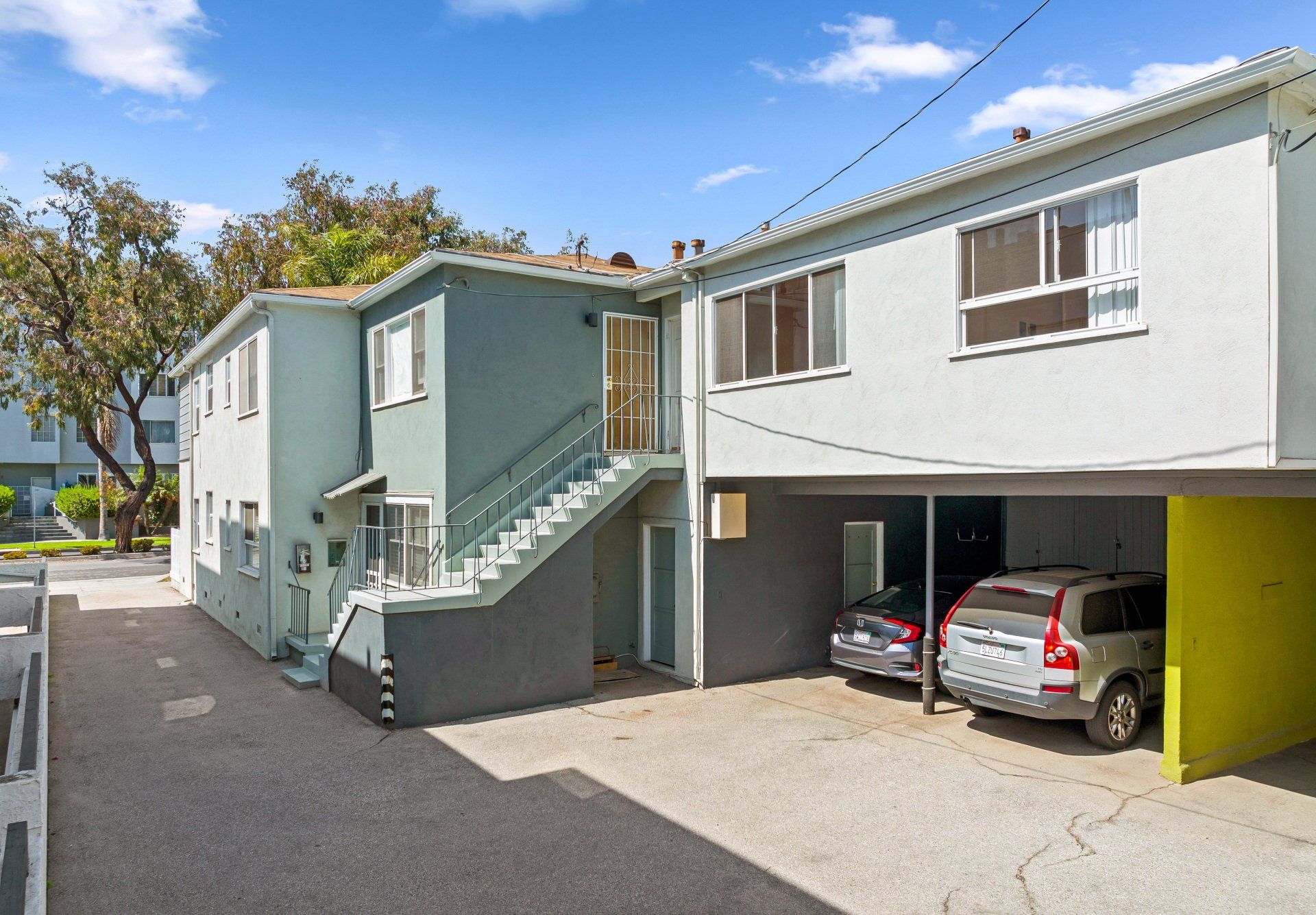 410 California Ave Apartments Parking & Stairs