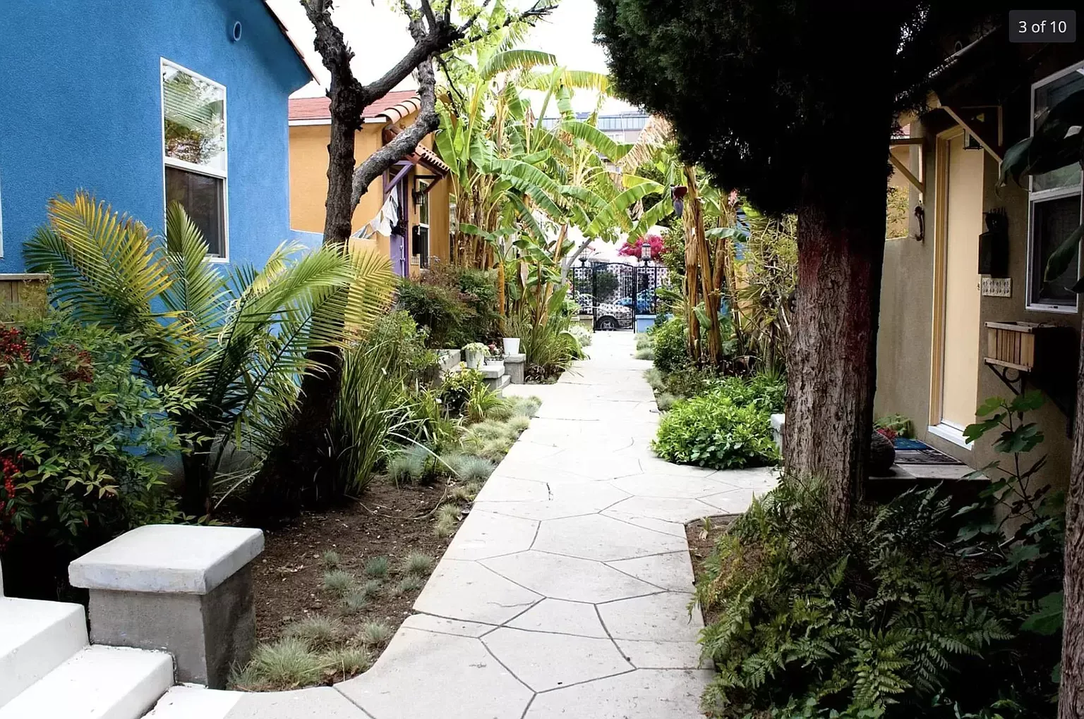 Harvard Court Apartments Bungalow