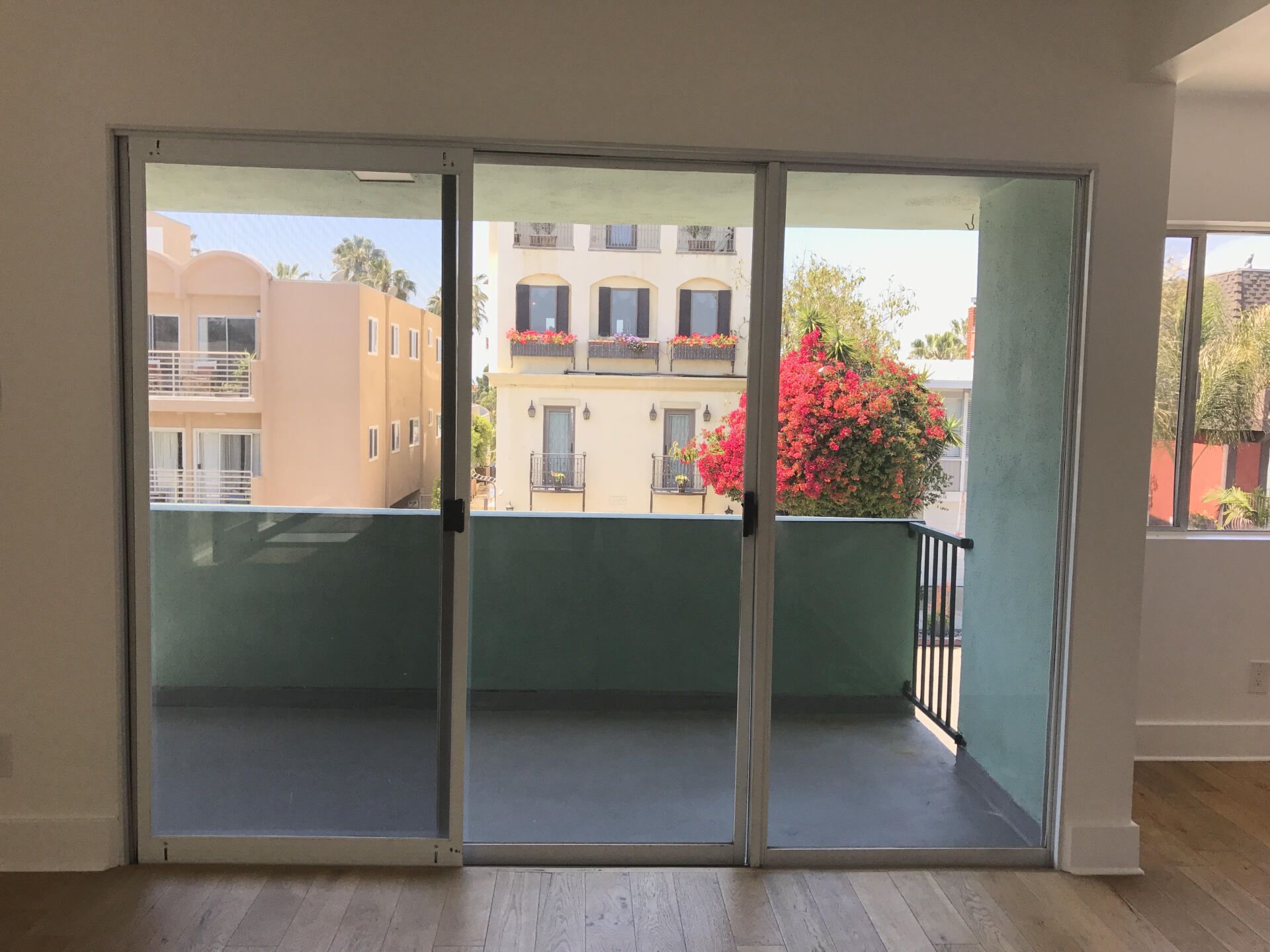 6609-11 Vista Del Mar Apartments Screen Porch in Living Room