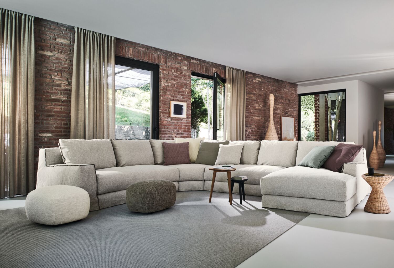 Sala con divano angolare