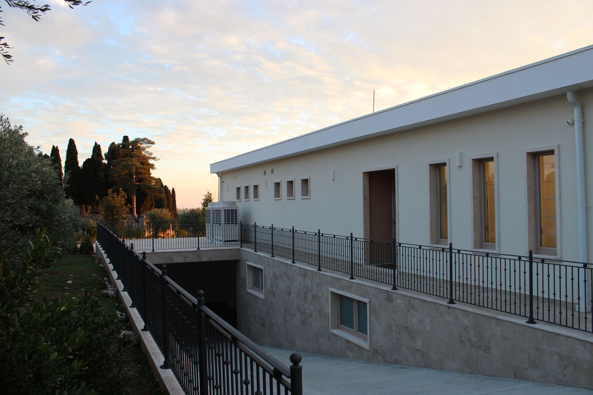 esterno casa del commiato