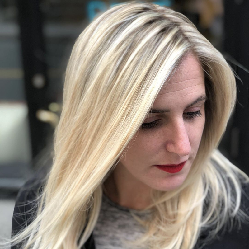Bright Blonde Full Foil Highlight