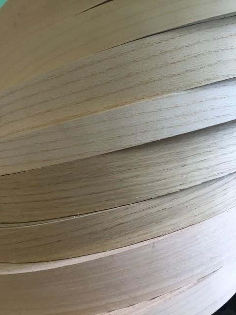 bordi in legno di vari spessori