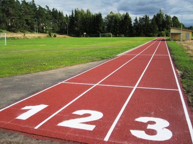 Stadions Viesītē (Latvija)  Skrejceļa segums TETRAPUR ENZ (500 m2)