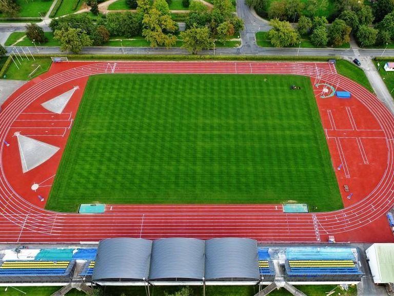 Skrejceļa seguma atjaunošana CONIPUR SP (6200 m2)