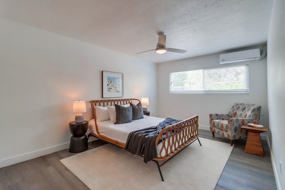 The Magnolia Photo Gallery