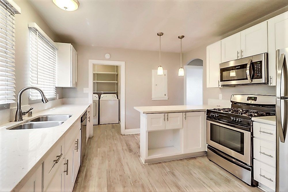 La Mesa Photo Gallery