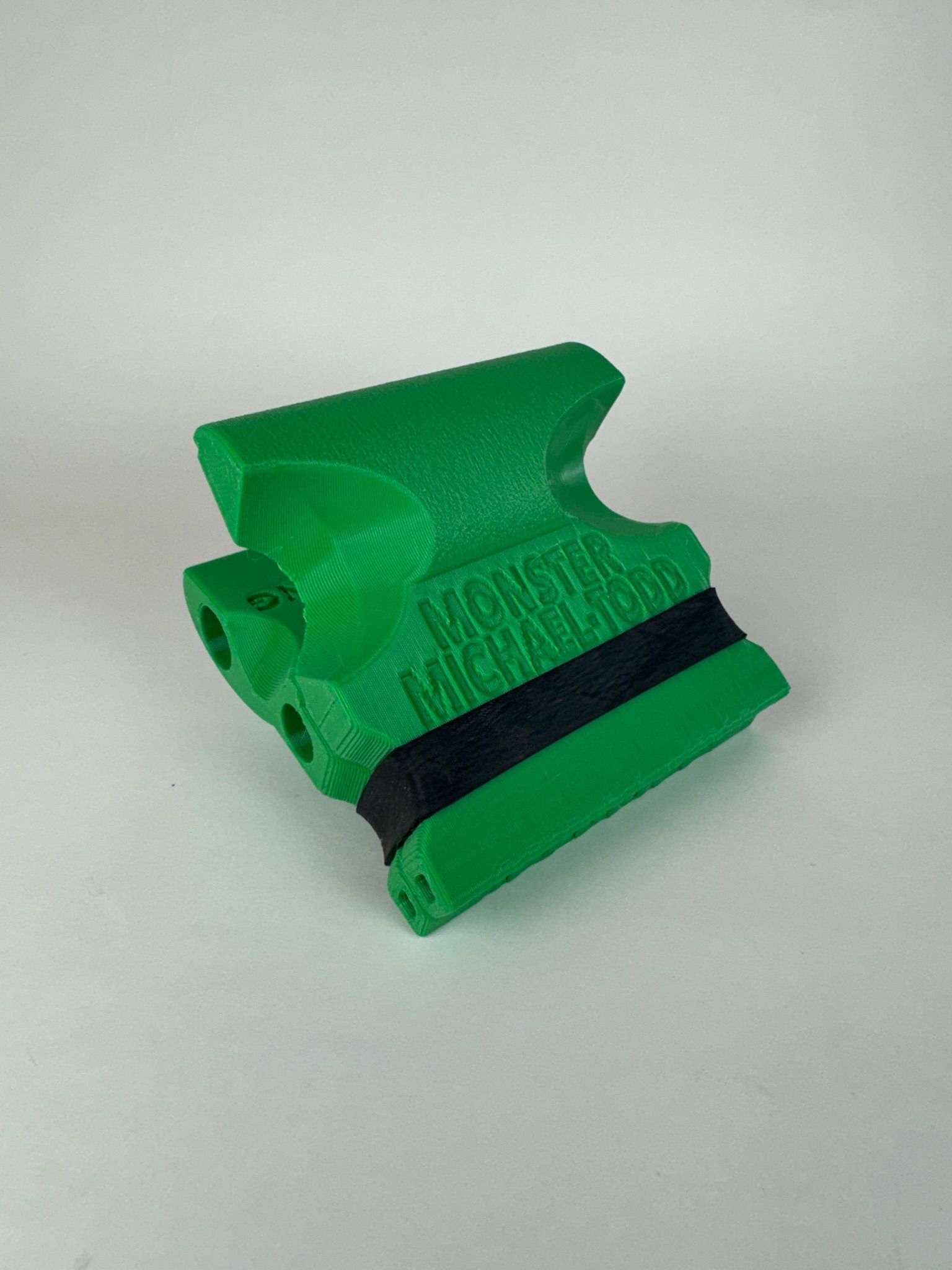 B-Stock Monster Michael Todd Grip Tool