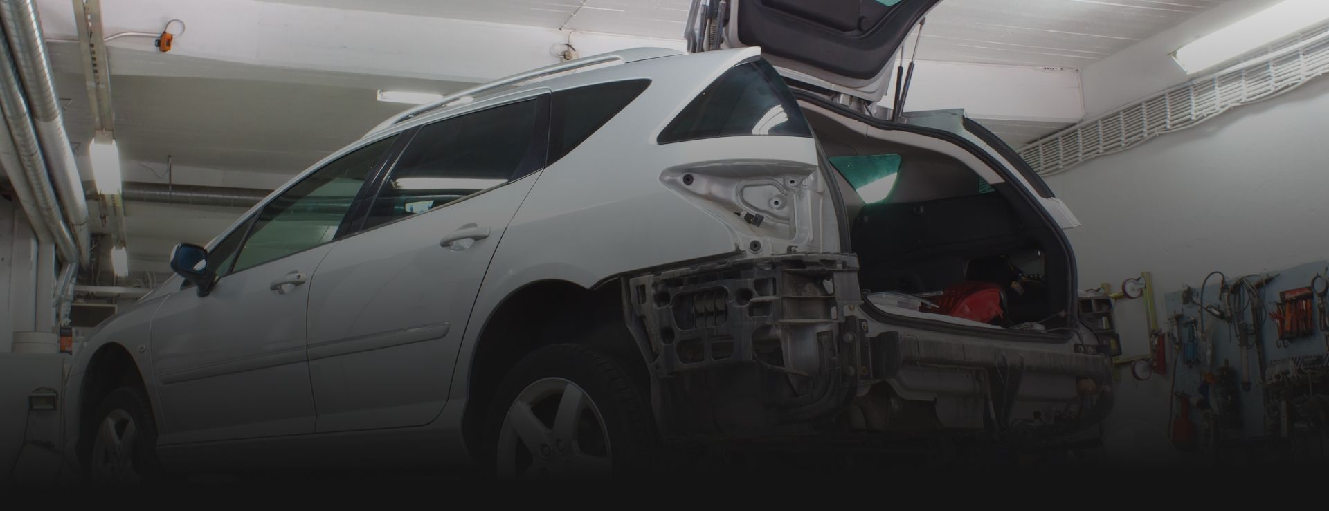 Hero | Dean's Auto Body