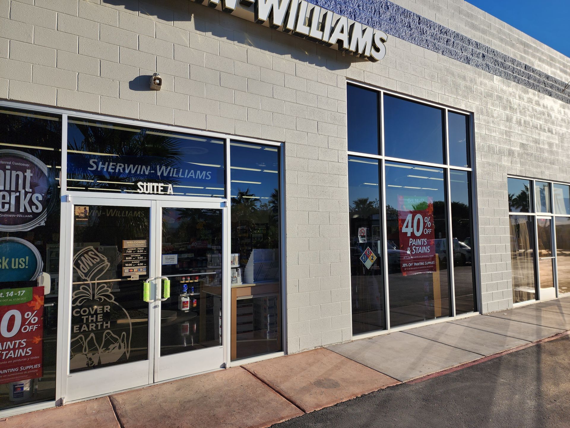 The front of a sherwin williams paint works store
