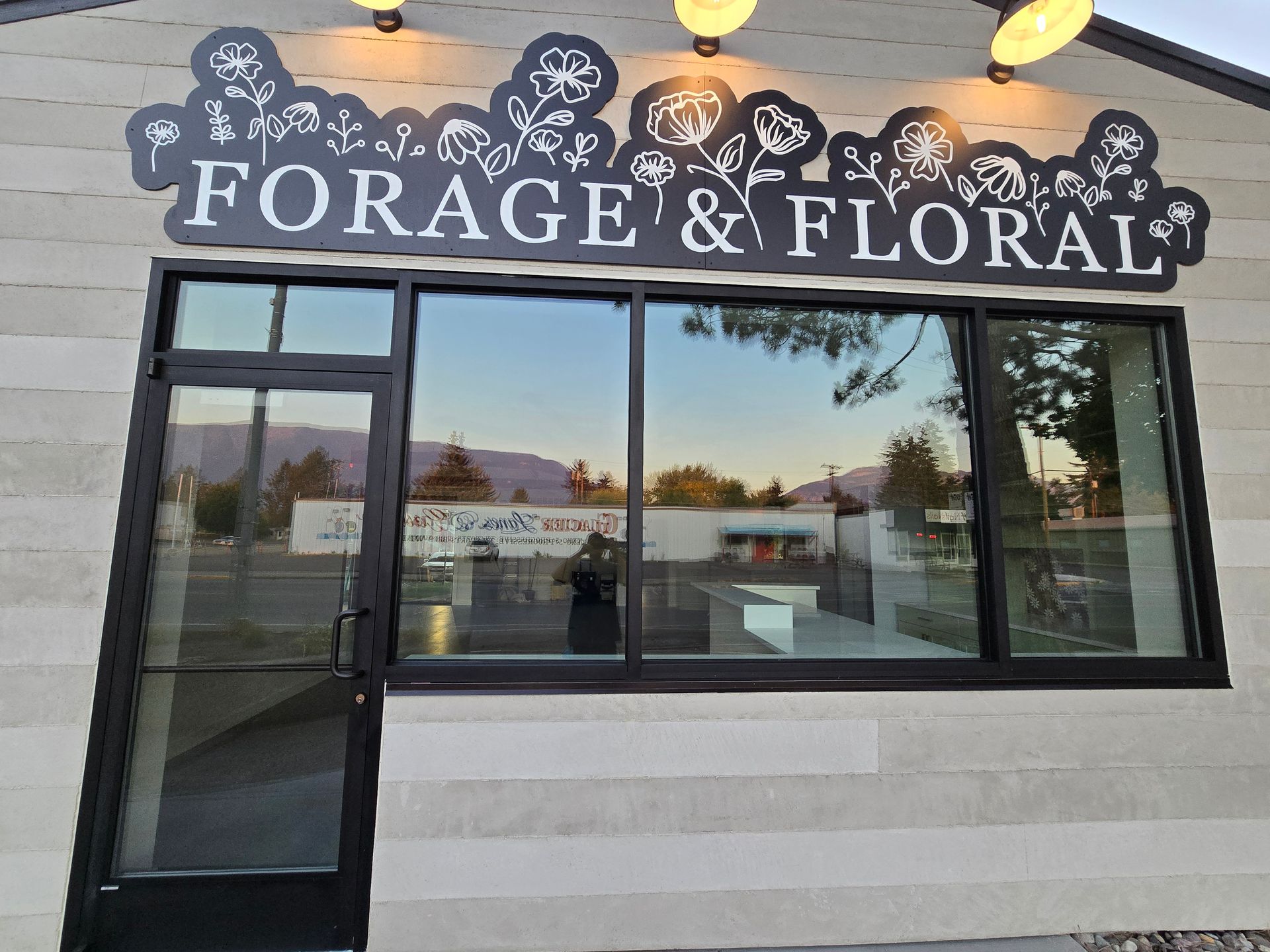 Exterior of the shop 