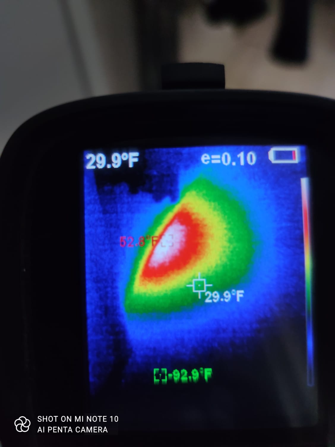 מצלמה תרמית איתור נזילה