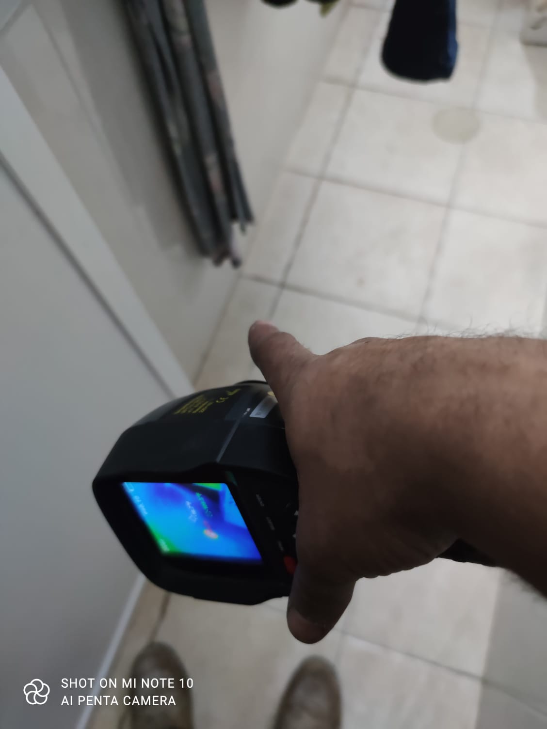 איתור נזילה באמצעות מצלמה תרמית