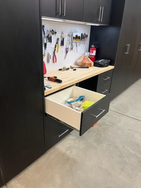 Black Drawer Cabinet – Palm Desert, CA – Closets La Quinta & Cabinetry