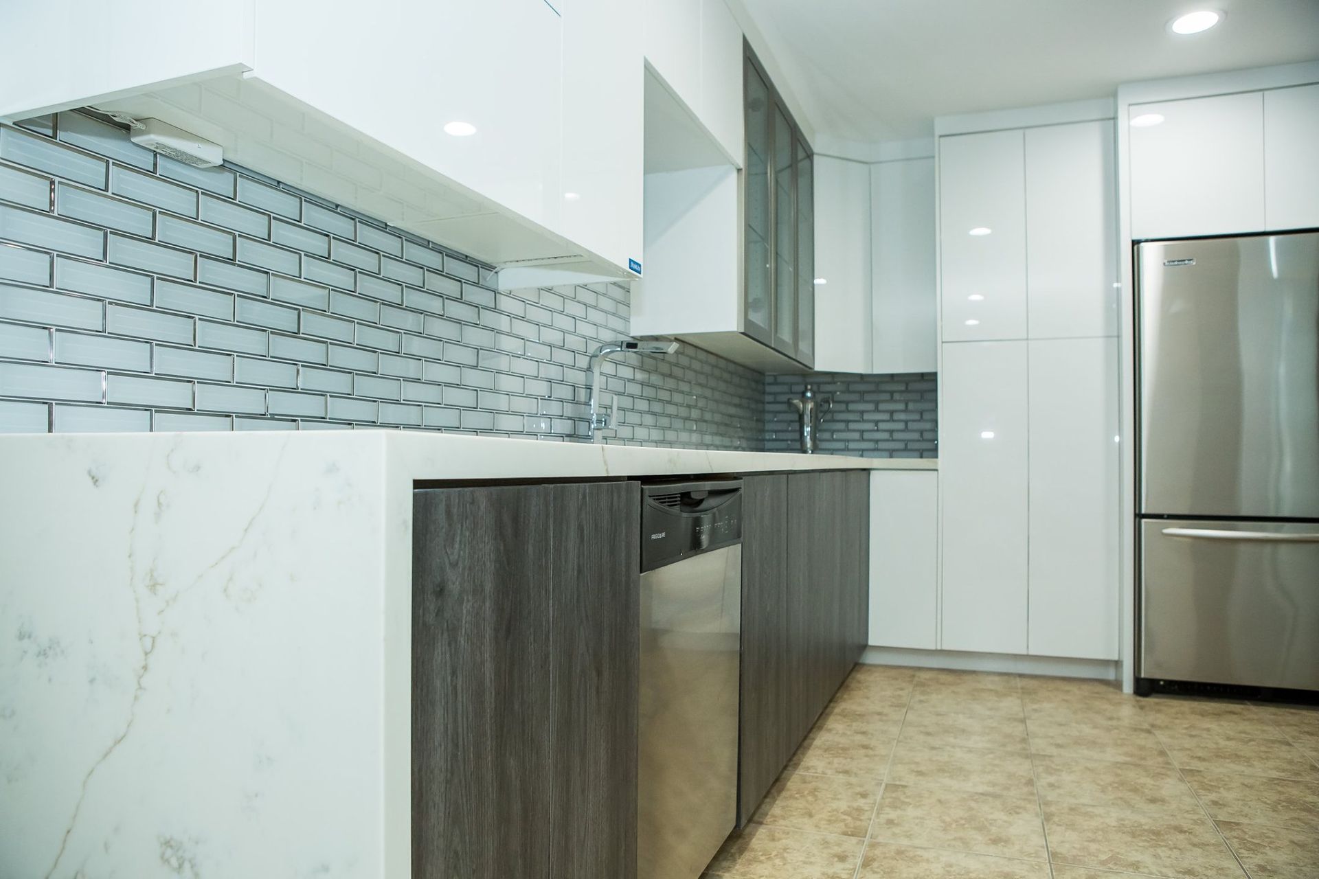 Updated Kitchen Cabinets – Palm Desert, CA – Closets La Quinta & Cabinetry