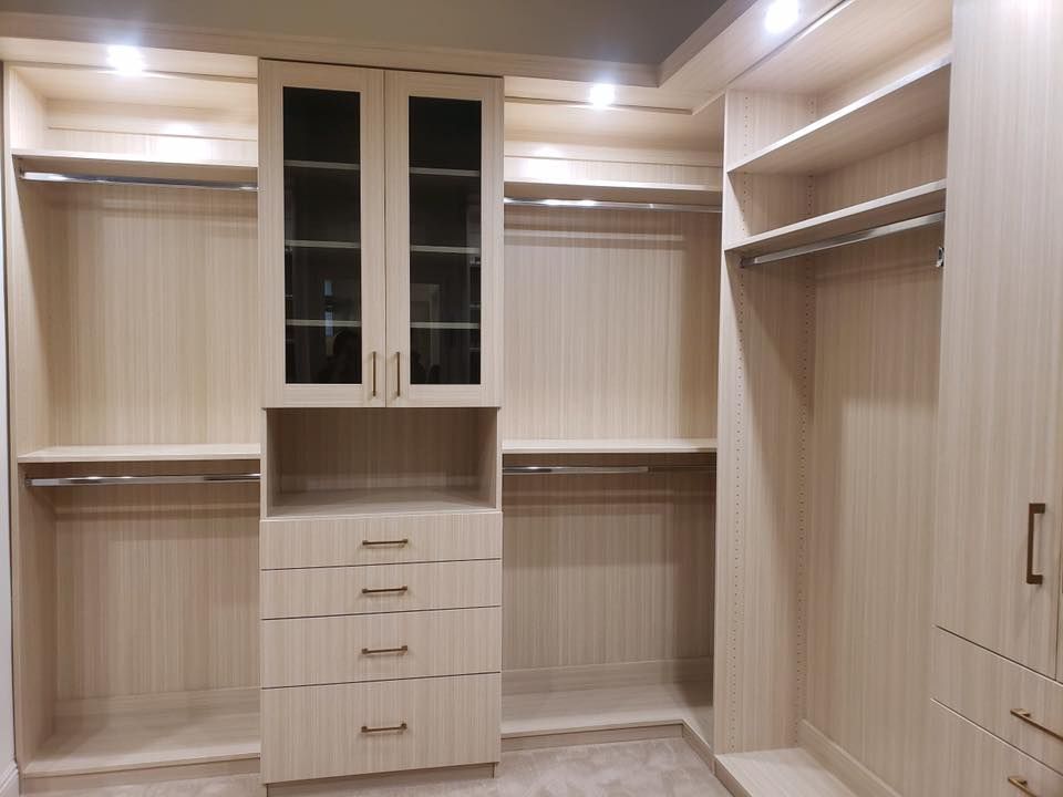 Beautiful Custom Closet – Palm Desert, CA – Closets La Quinta & Cabinetry
