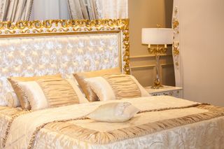Resort — Royal Themed Bed in Miami, FL