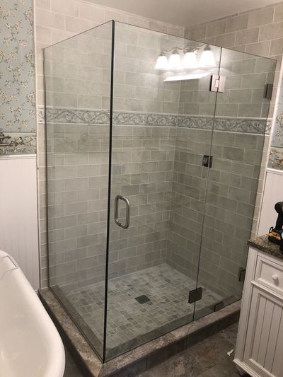 Shower Glass Doors — Modern Bathroom in Columbus, OH
